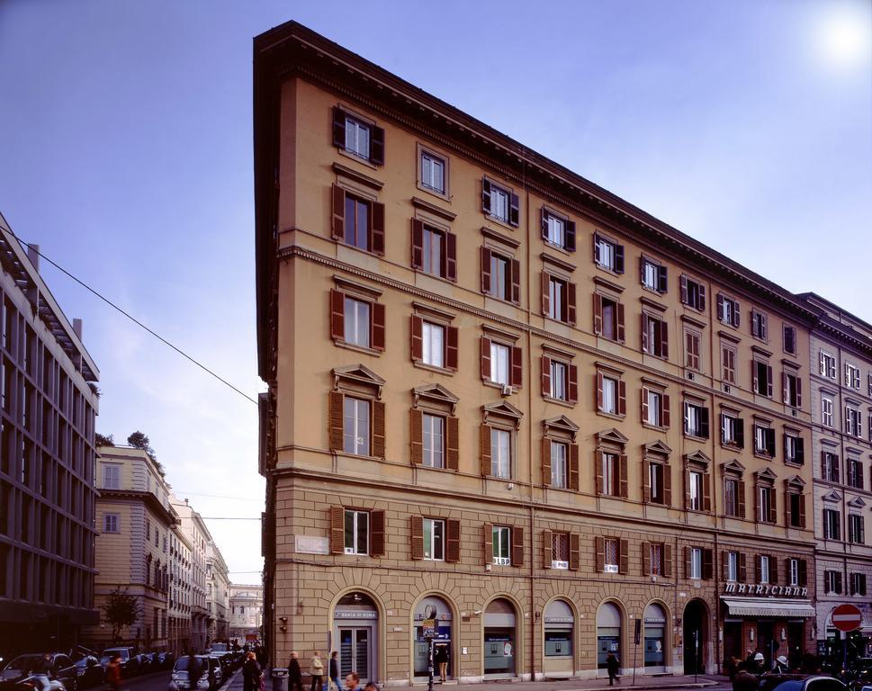 38 Viminale Street Hotel Рим Екстериор снимка