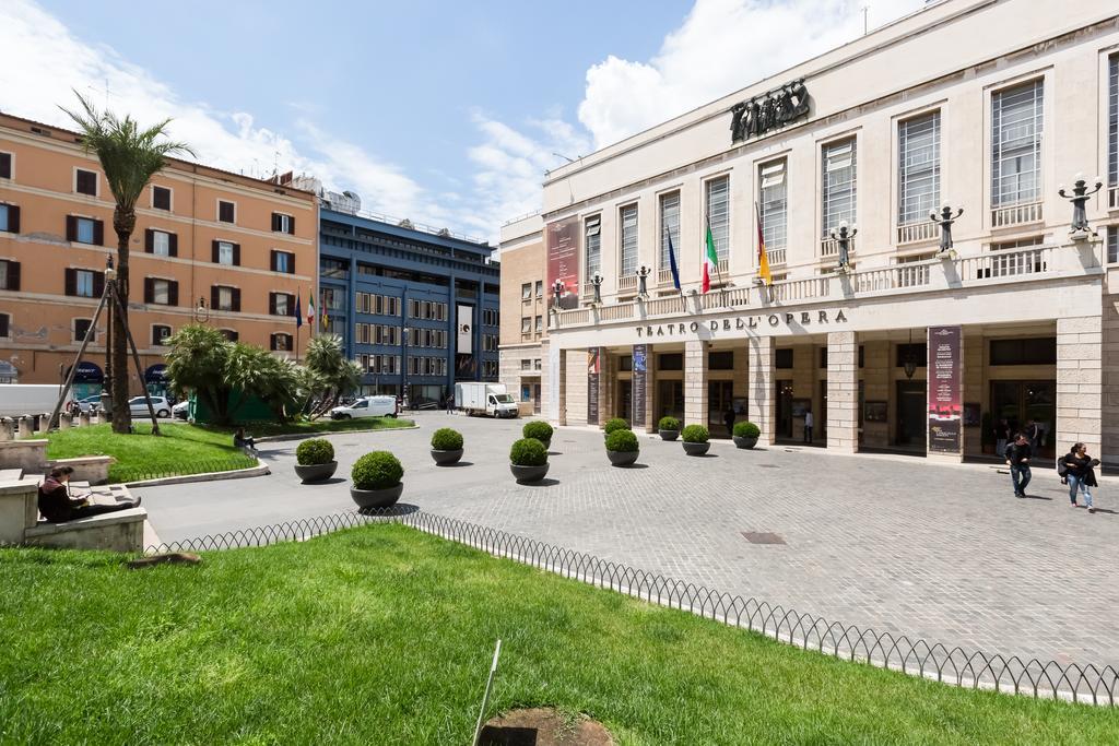 38 Viminale Street Hotel Рим Екстериор снимка