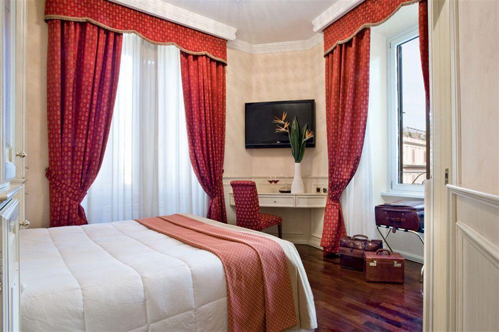 38 Viminale Street Hotel Рим Екстериор снимка
