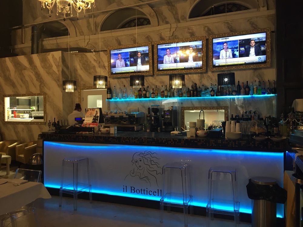 38 Viminale Street Hotel Рим Екстериор снимка