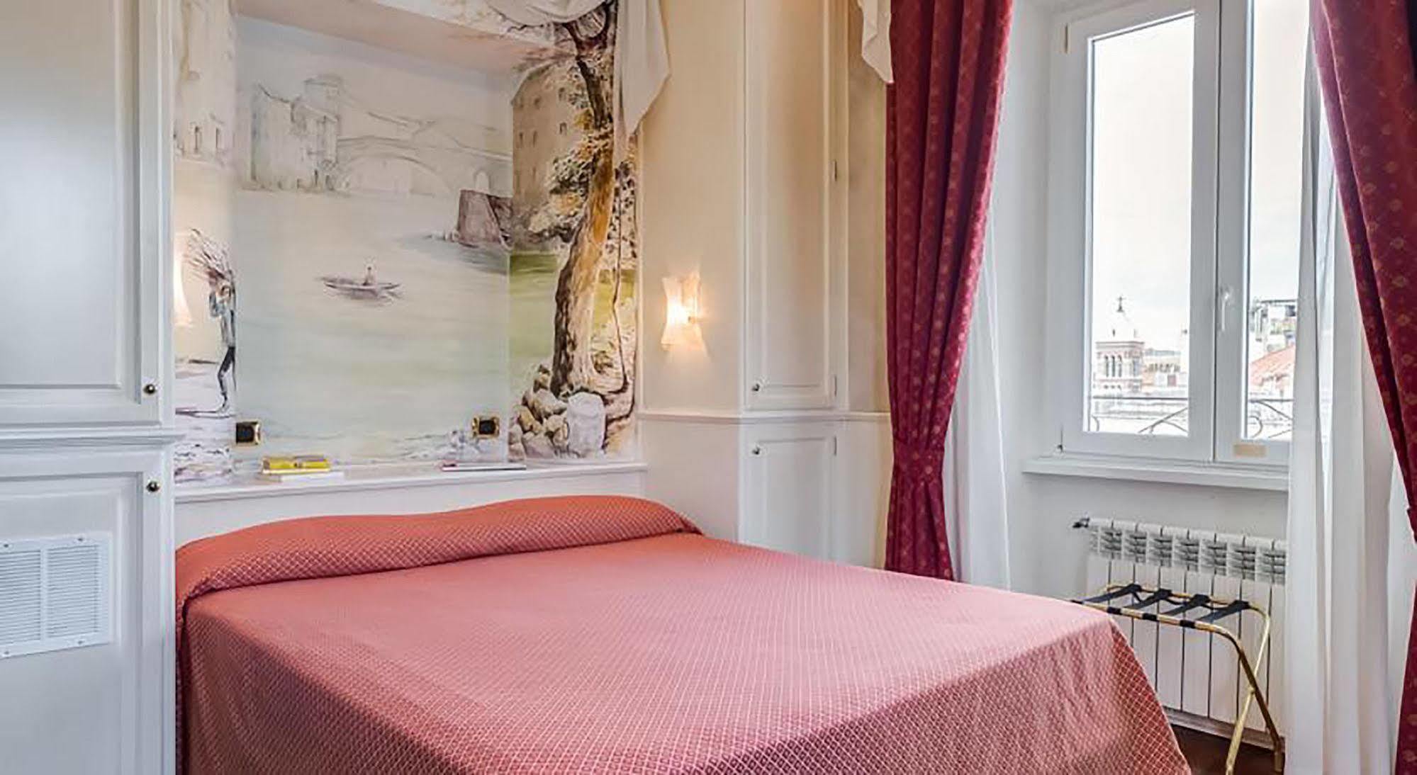 38 Viminale Street Hotel Рим Екстериор снимка